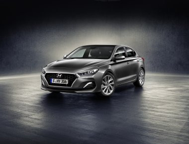 Hyundai i30 Fastback: Η επόμενη γενιά έρχεται το 2018